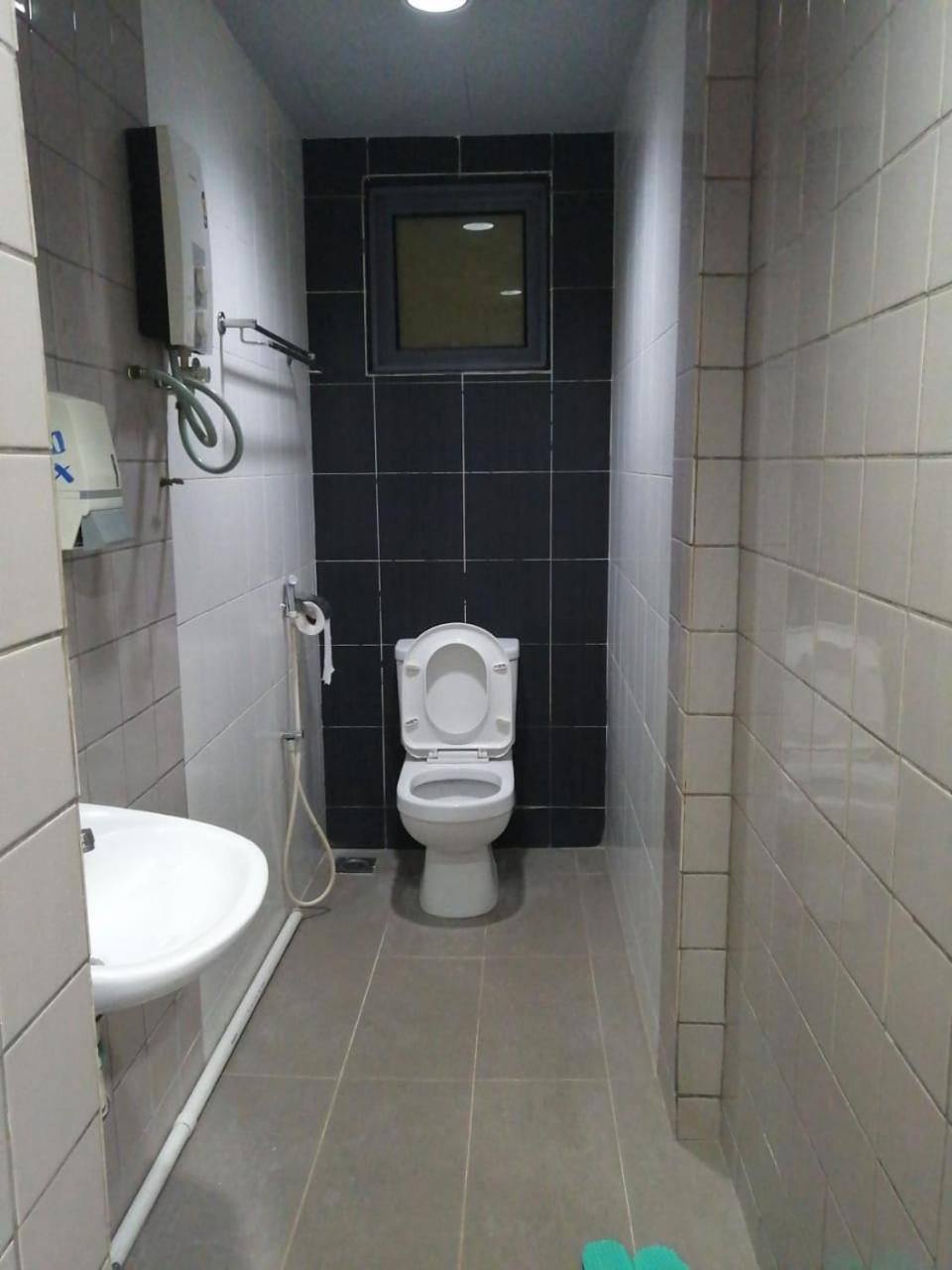 Hotel Rim Global Pj21 Kampong Baharu Sungai Way Exterior photo